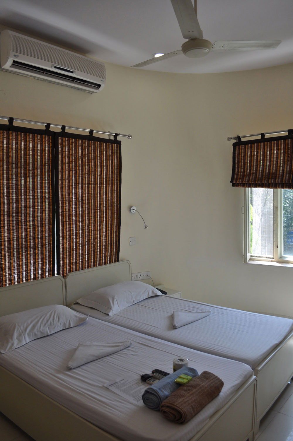 Hotel Kabli Delhi - Standard Room View_5