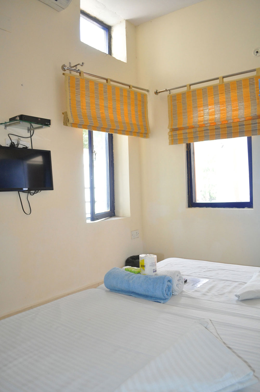 Hotel Kabli Delhi - Deluxe Room View_7