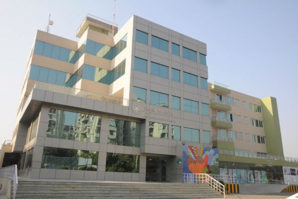Hotels Near Moolchand Hospital Delhi