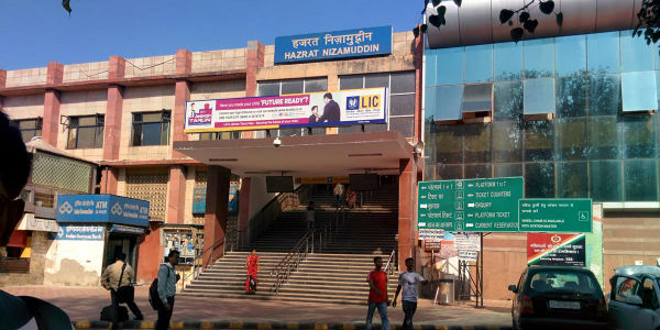 Hazrat Nizamuddin Railway Station